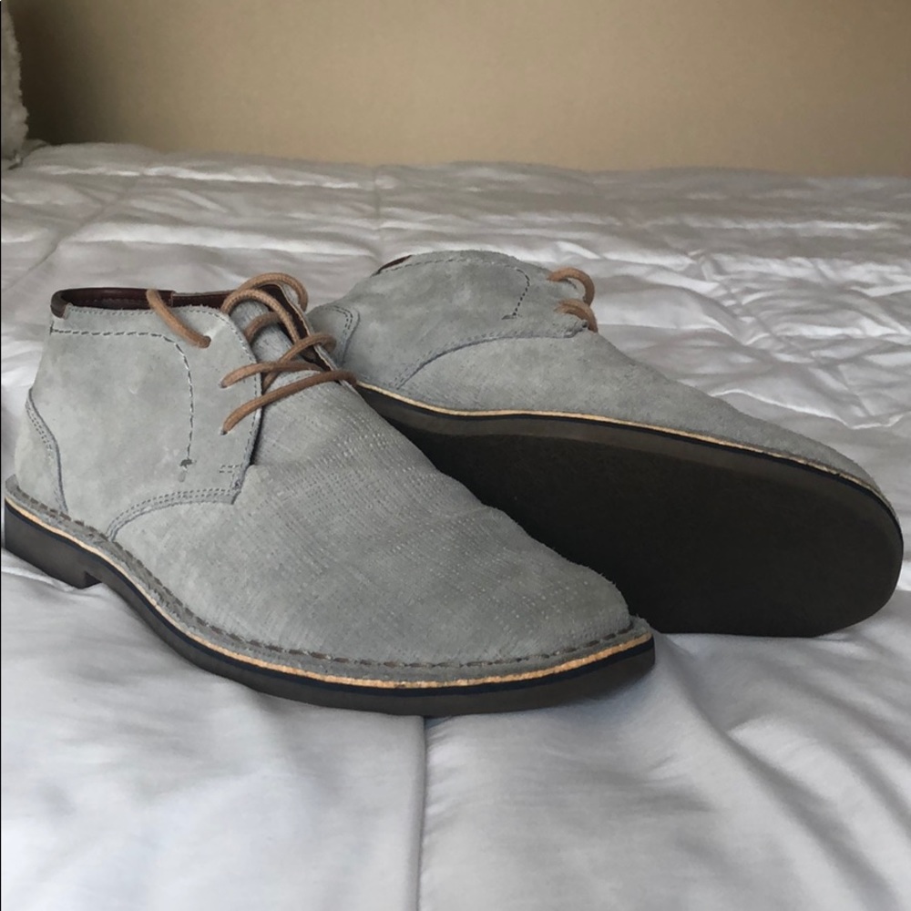 Kenneth Cole Reaction Suede shoes
